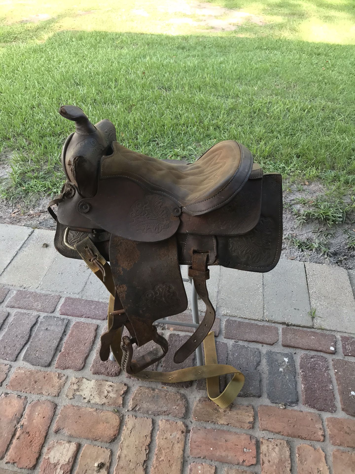 Horse saddles