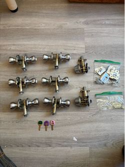 Door knob sets