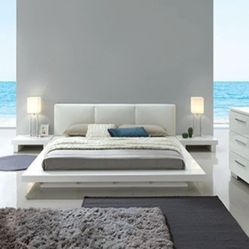 Brand New White Modern Style 5pc Queen Bedroom Set (Available In Eastern King)