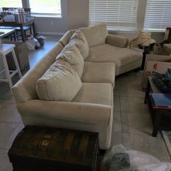 Comfortable Sectional Couch – Clean & Well-Kept (Round Rock, TX)