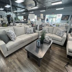 2pc Sofa & Love Seat