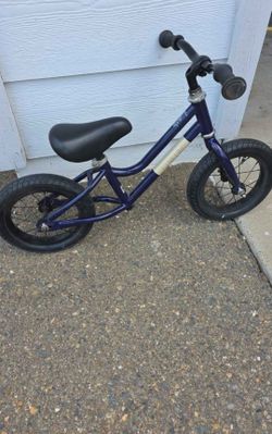 Creme cycles "Mia Micky" kids strider bike
