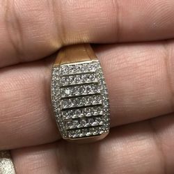 10k Gold Diamond Men’s Ring Size 11