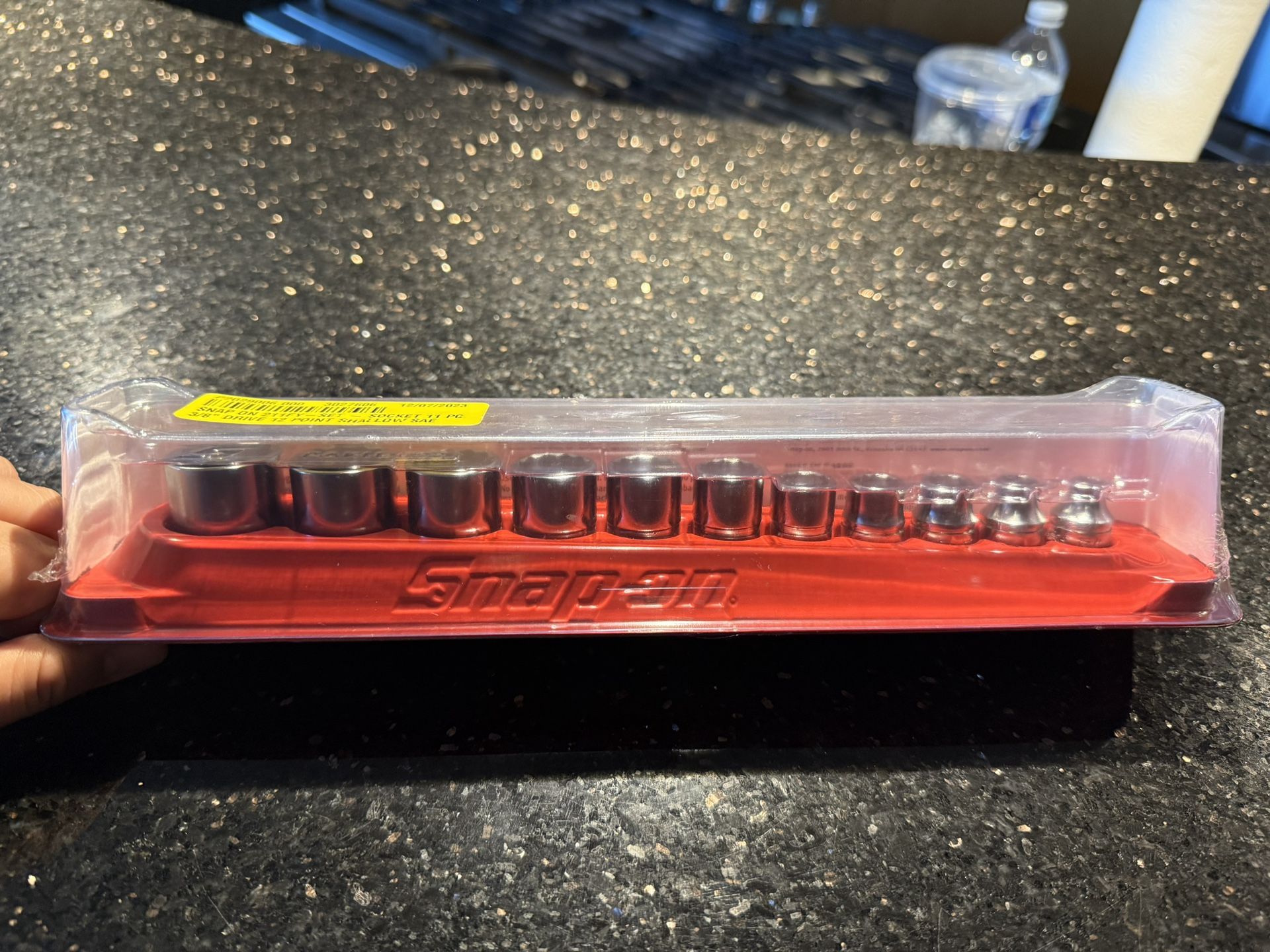 Snap-On 11 pc 3/8" Drive 12-Point SAE Flank Drive Shallow Socket Set (1/4, 5/16, 3/8-7/8")