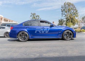BMW F80 M3 CARBON FIBER SIDE SKIRT EXTENSIONS