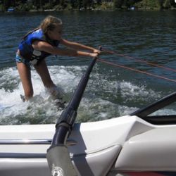 Barefoot boom for ski Nautique or any inboard life boat