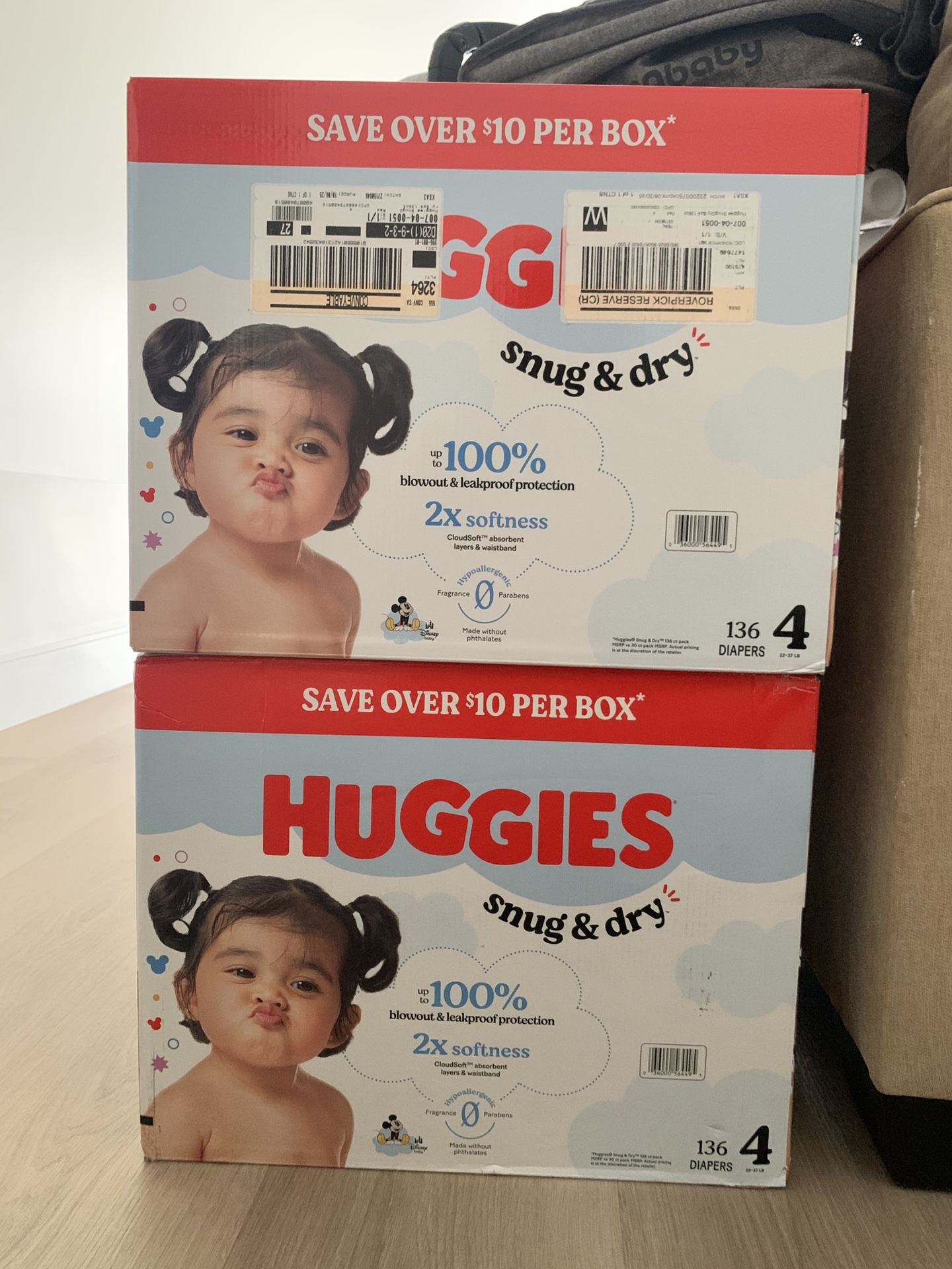 New 2x Boxes of Size 4 Huggies Snug & Dry Baby Diapers 136 Diapers Per Box