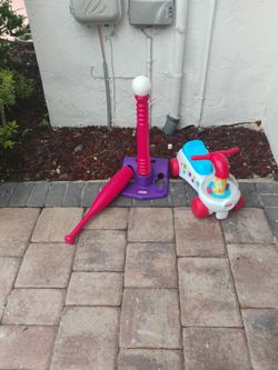 Little Tikes T-Ball Set red and Purple