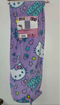 Hello Kitty Blanket 50inX70in