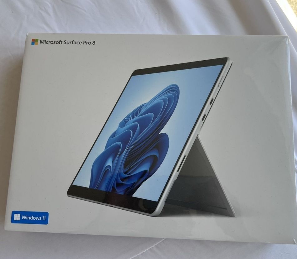 Microsoft Surface Pro 8 Bundle With Keyboard And Pen