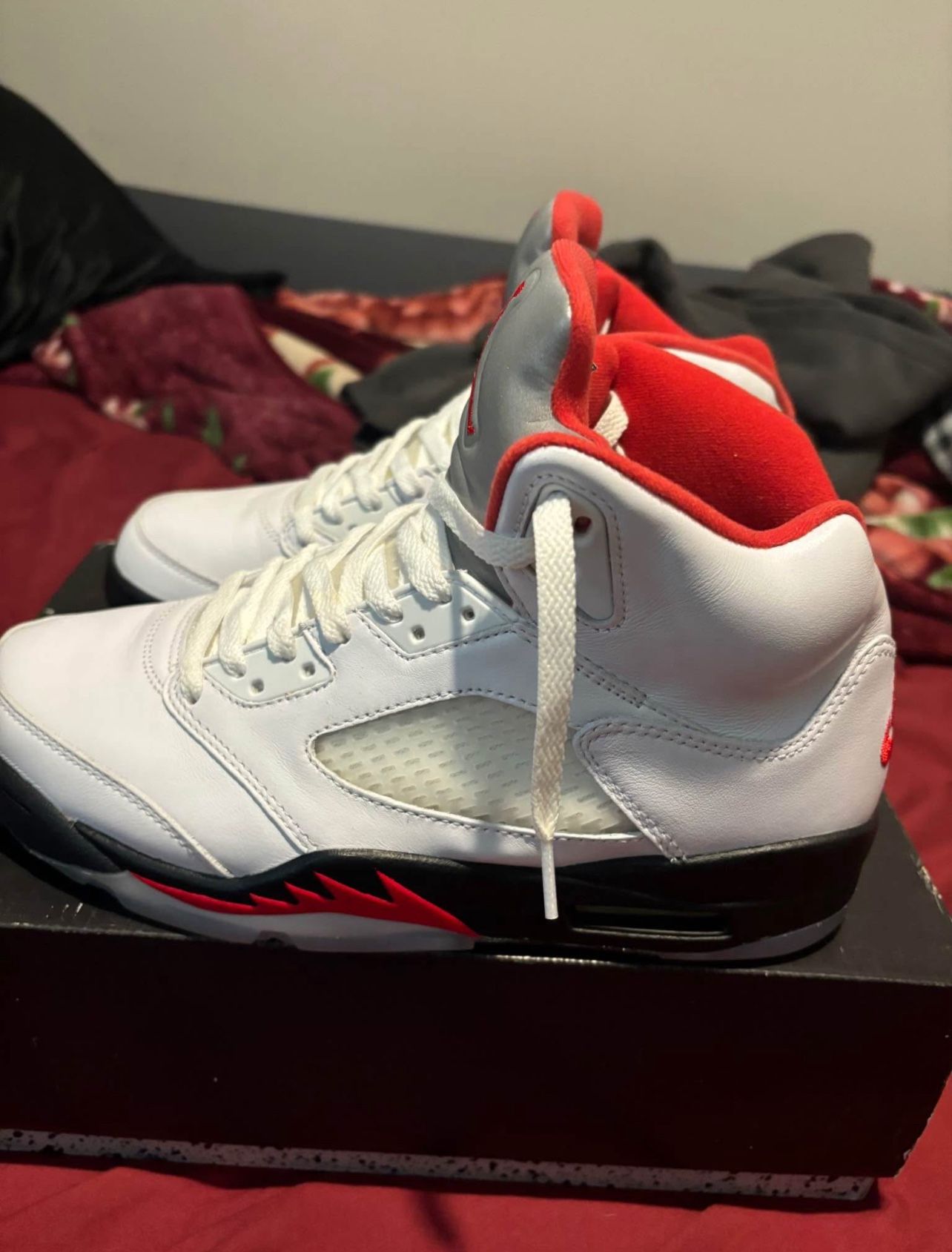 Air Jordan 5 Fire Red