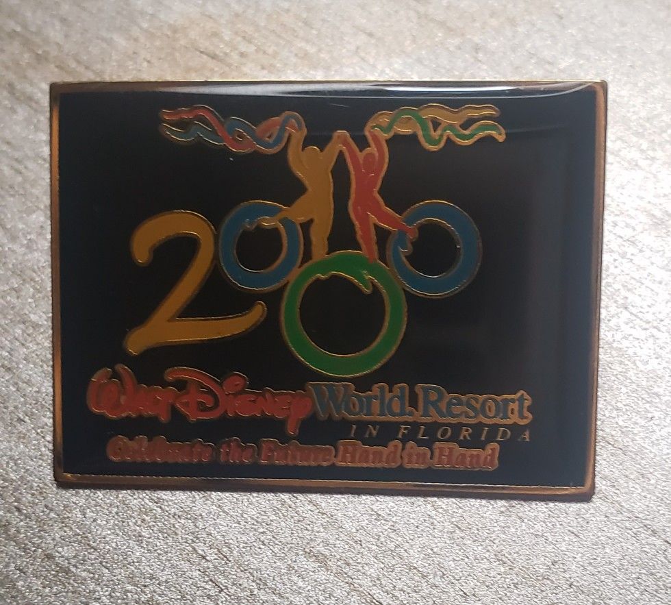 Disney 2000 World Resort Pin