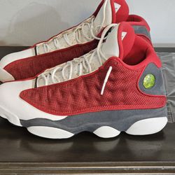 Jordan Retro 13’s  Size 9.5 