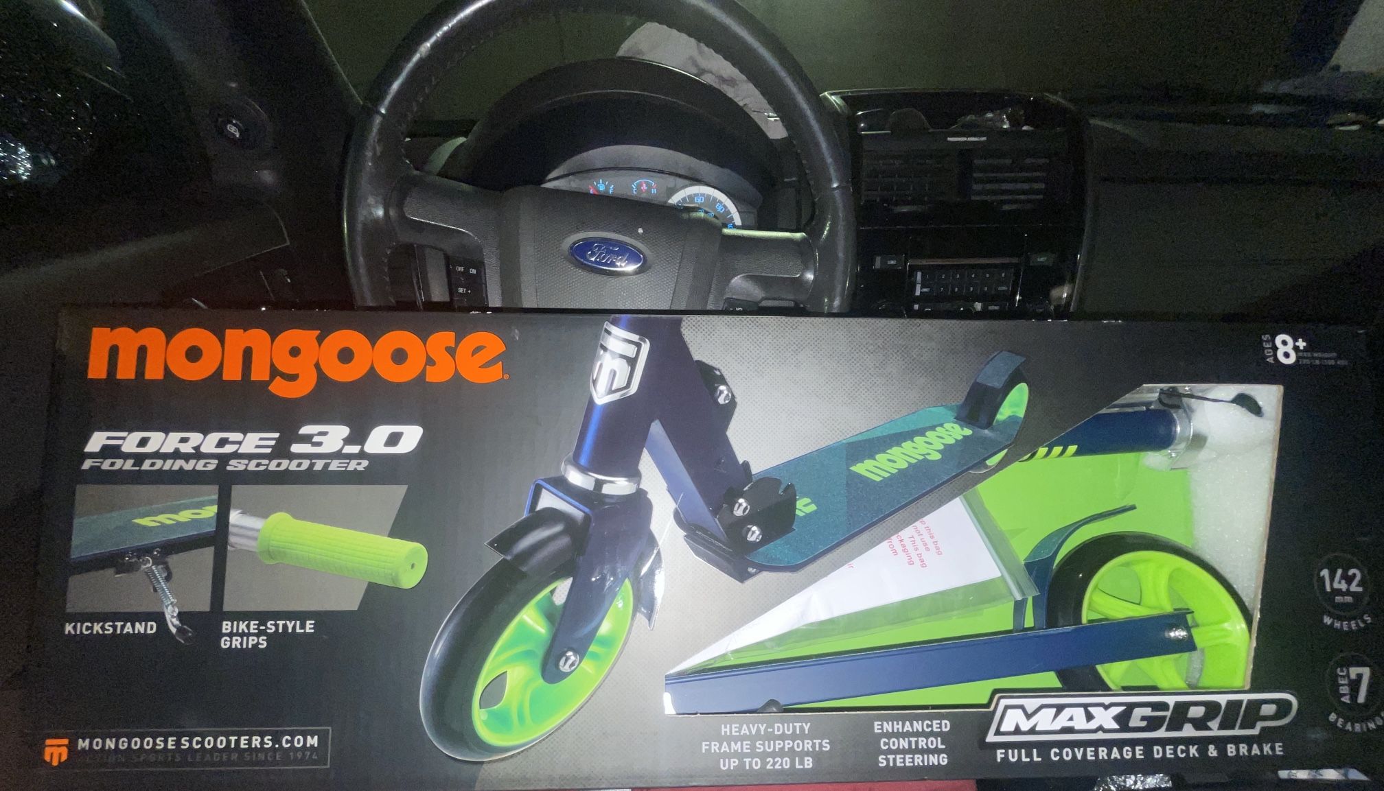 Mongoose FORCE 3.0 Folding Scooter