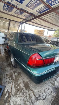 2001  grand marquis