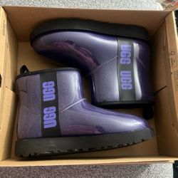 UGG Women’s Classic Clear Mini Boots