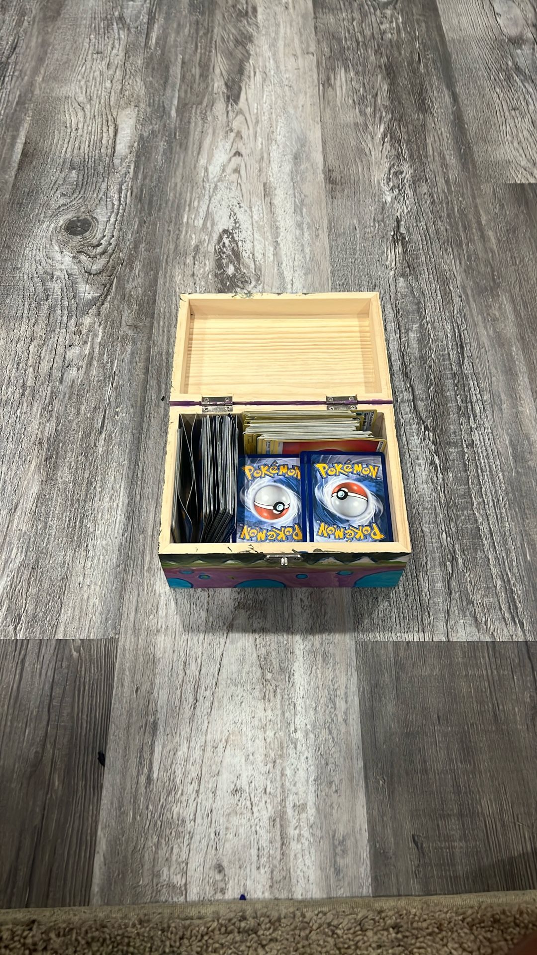 150 Pokemon Cards In Treasure Chest