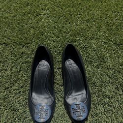 Tory Burch Sally Black Leather Silver Medallion Wedge Pumps Heels 