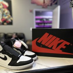 Jordan 1 Bleached Coral