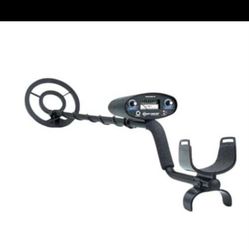 Bounty Hunter TK4 Tracker IV Metal Detector with 8-inch Waterproof Coil