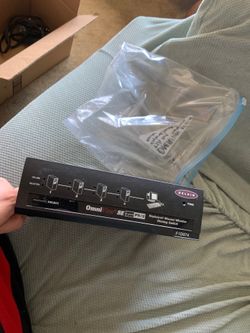 OmniView SE 4 port PS/2 Keyboard/Mouse/monitor sharing