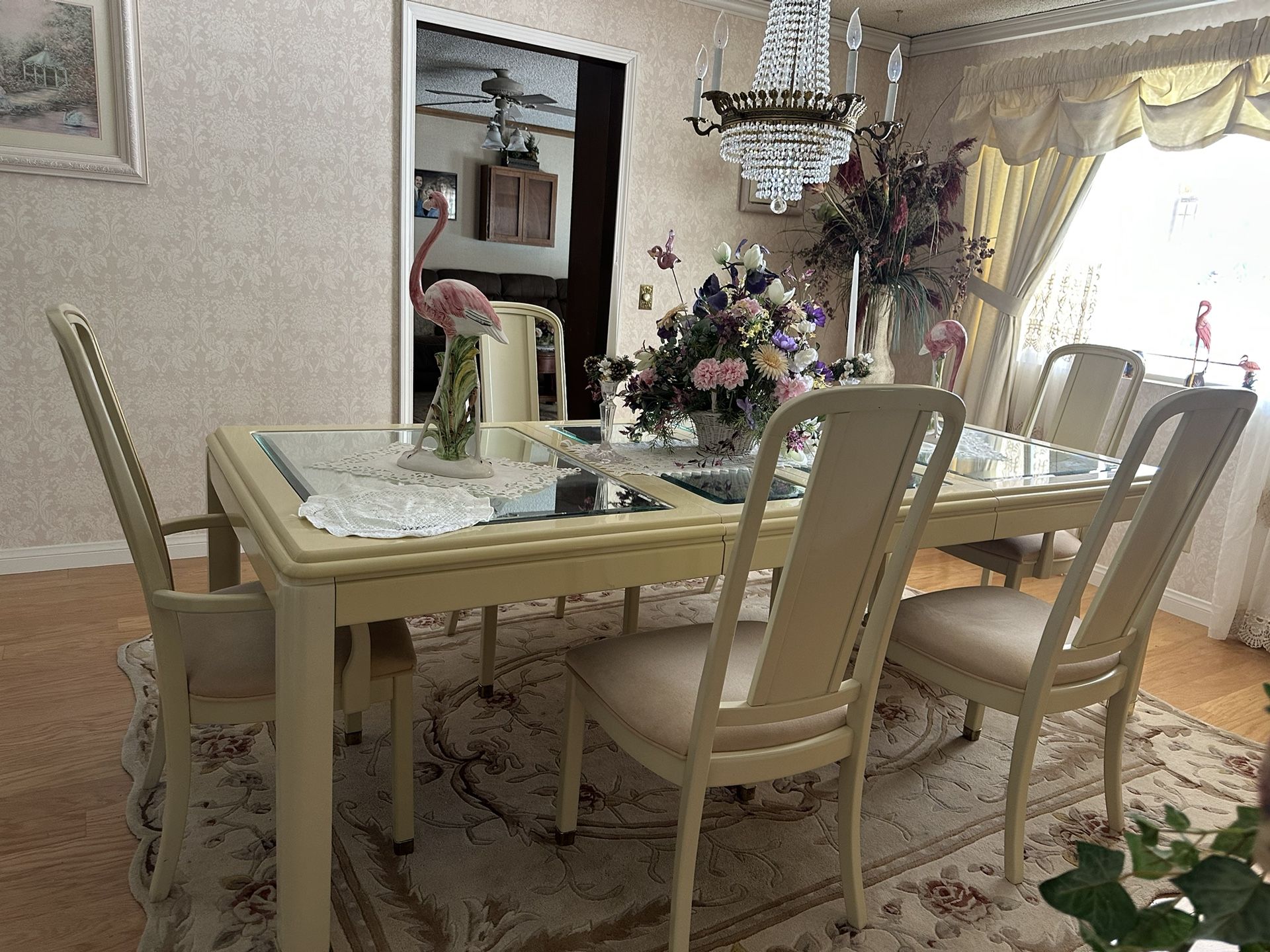 Formal dining room table 150$