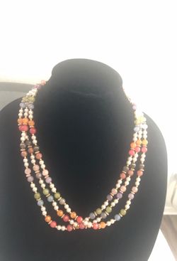 Elegant multi-color beads necklace $8