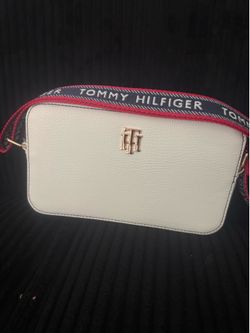 Tommy Hilfiger crossbody handbag