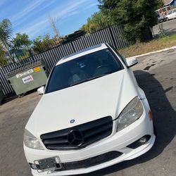 2010 Mercedes Benz C300