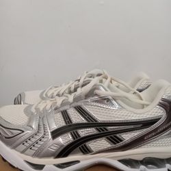 Asics Gel Kayano Men Size 8.5, 9, 9.5 New