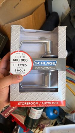 Schlage Light Commercial Storeroom Autolock