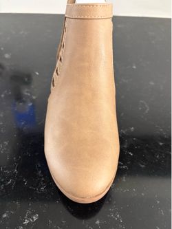 Marco republic booties - new in box- size 5