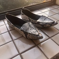 Womens Lulus shoes - flat loafers, Blk/white snake skin