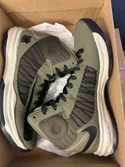 Size 8.5 Nike Hyperdunk Undefeated SP
