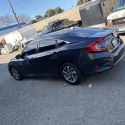 2018 Honda civic ex