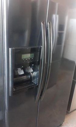 Kitchen Aid Side By Side Black Refrigerator
