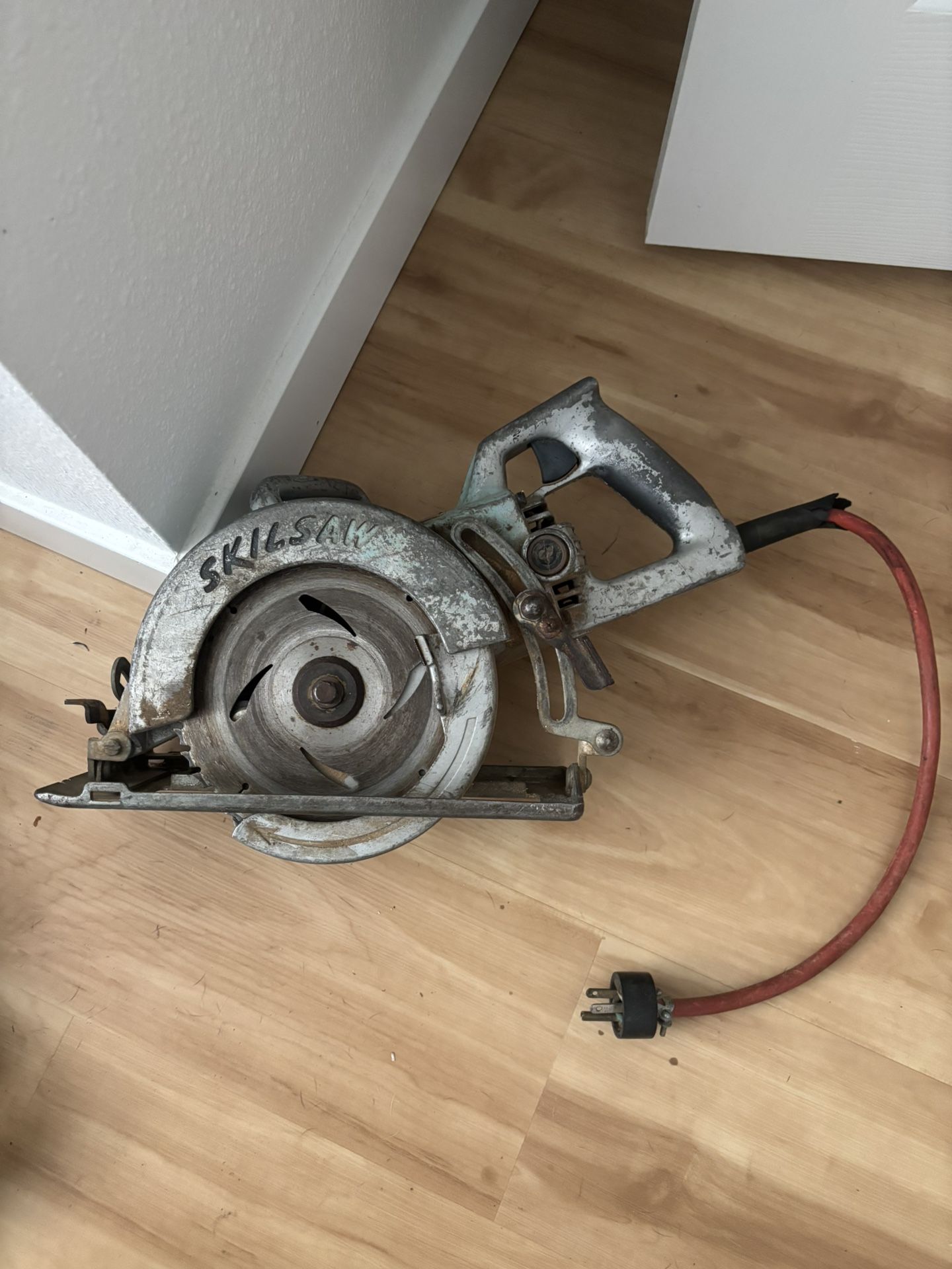 Skillsaw- Corded
