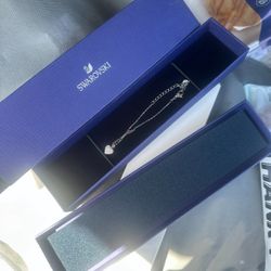 Swarovski 