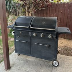 Gas And Carbon Grill