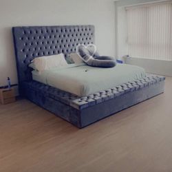 King size Platform w/ Storage