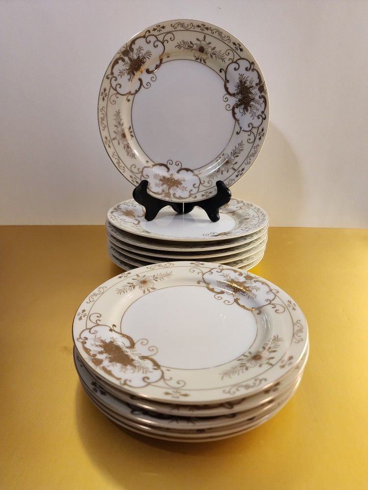 Hand-painted KONGO CHINA Japan (7) Salad & (5) B&B Plates White / Ivory Intricate Gold Floral