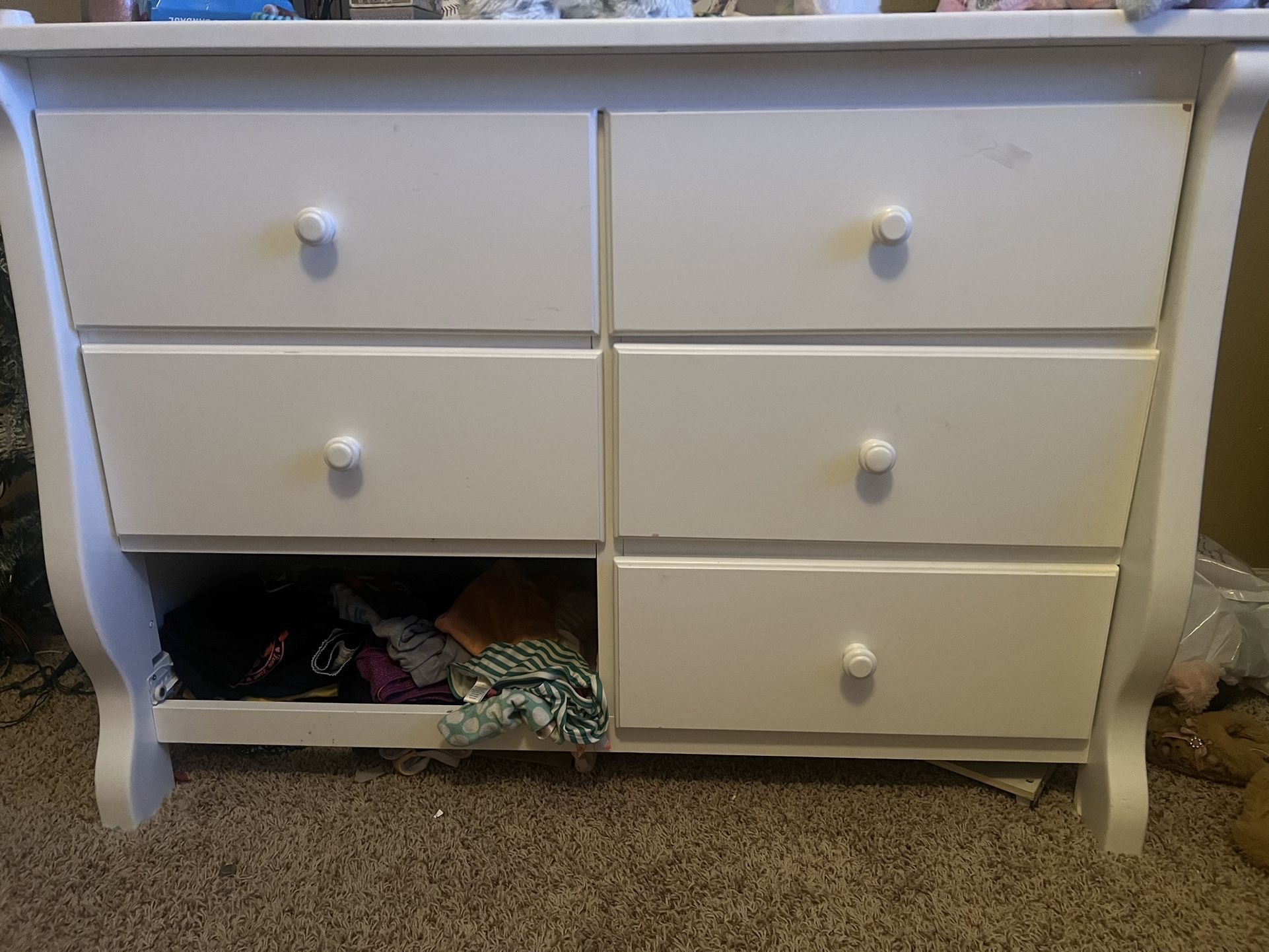 White Dresser With Missing Drawer
