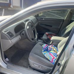 2005 Toyota Camry LE – Mechanic Special