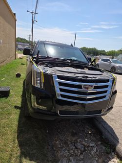 Cadillac escalade 2016-2017