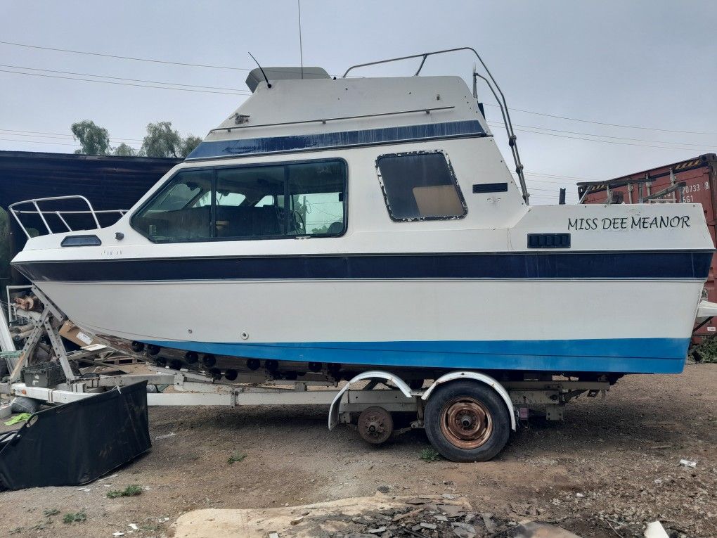 27 Foot Renll Ocean Boat
