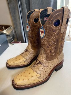 Size 9.5 Cowboy Boots Ostrich Rodeo Toe Oryx Color