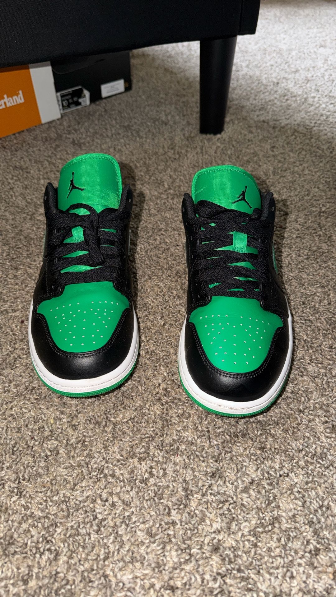 Jordan Air 1 Low Lucky Sneakers