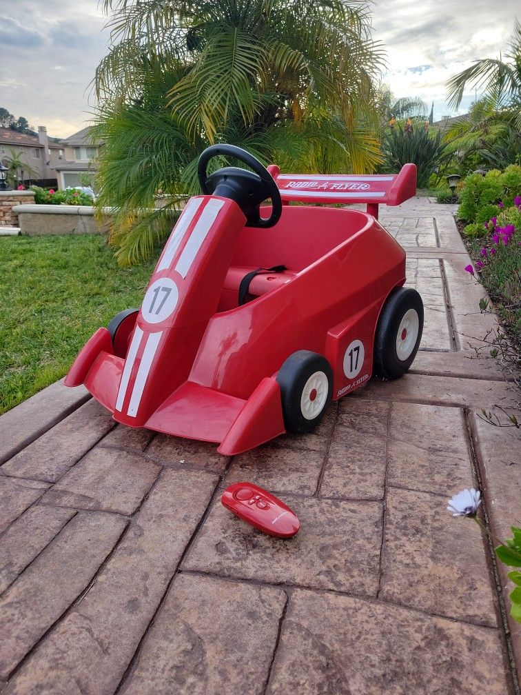 Radio Flyer Grow With Me Racer, Kids Battery Powered and Remote - Main Image