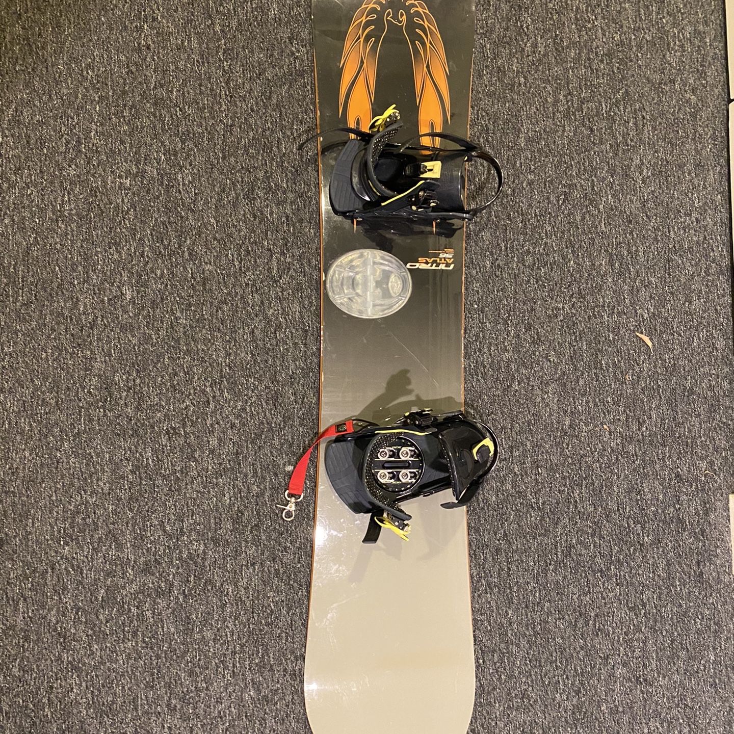 nitro atlas snowboard Nitro Atlas 56 Snowboard w Bindings and stomp for Sale in Mamaroneck, NY