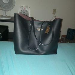 Black COACH Tote BAG